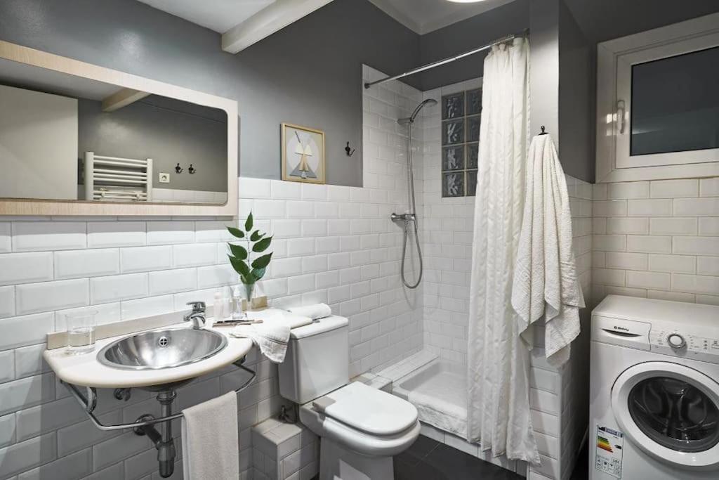 Magnificent 4 Bedroom Apartment In Eixample Barcelona Eksteriør billede